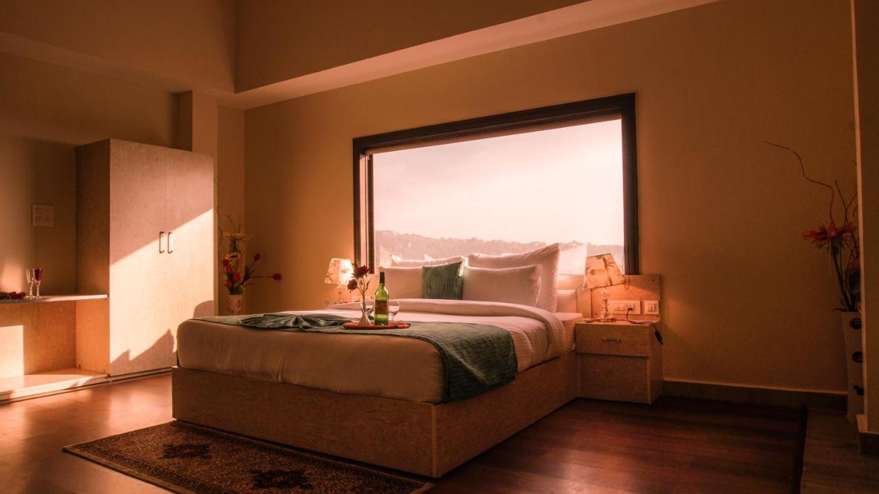 D'Polo Club & Spa Resort Dharamshala Extérieur photo
