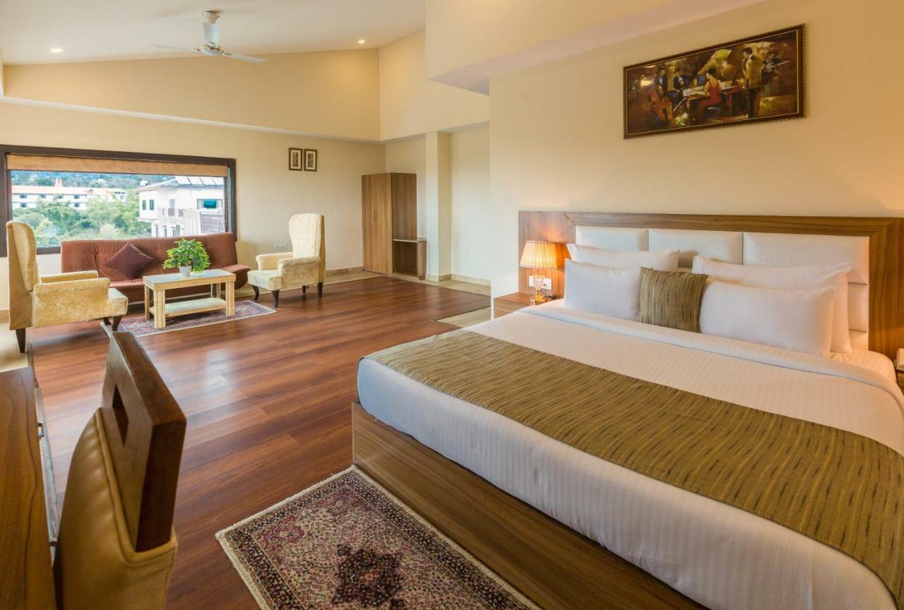 D'Polo Club & Spa Resort Dharamshala Extérieur photo