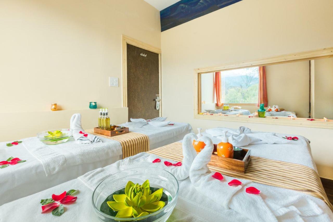 D'Polo Club & Spa Resort Dharamshala Extérieur photo